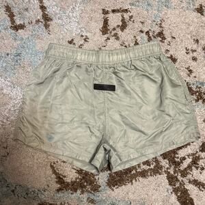 Essentials Fear of God Nylon Shorts Size Small Streetwear
